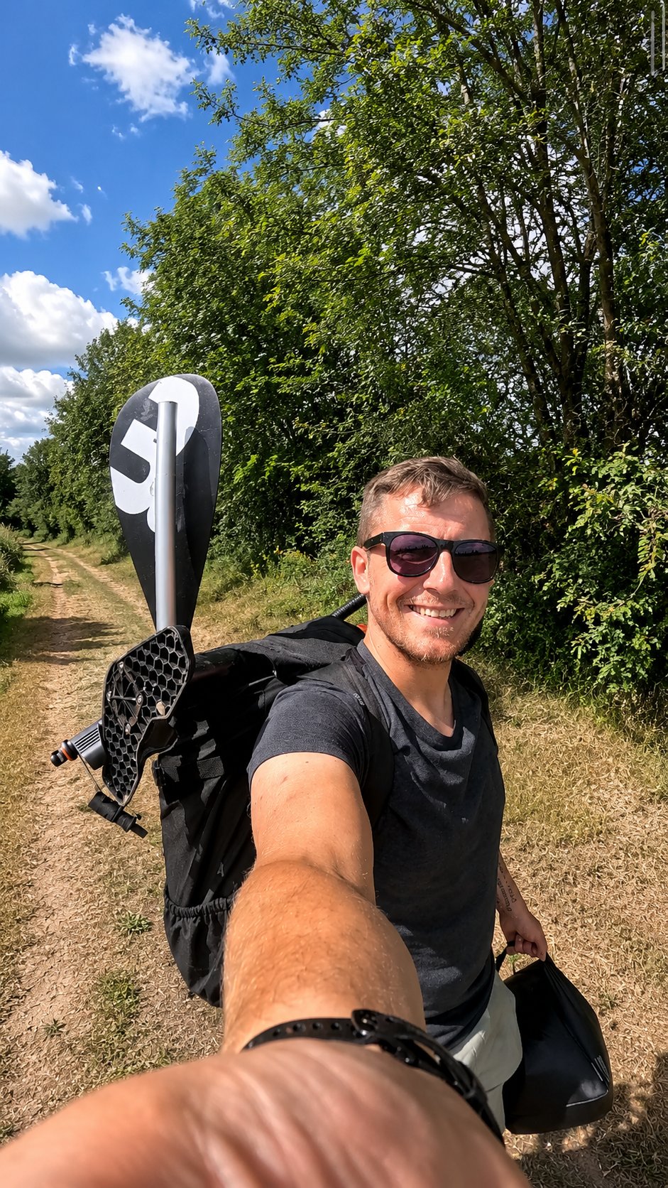 Tom unterwegs mit SUP-Ausrüstung